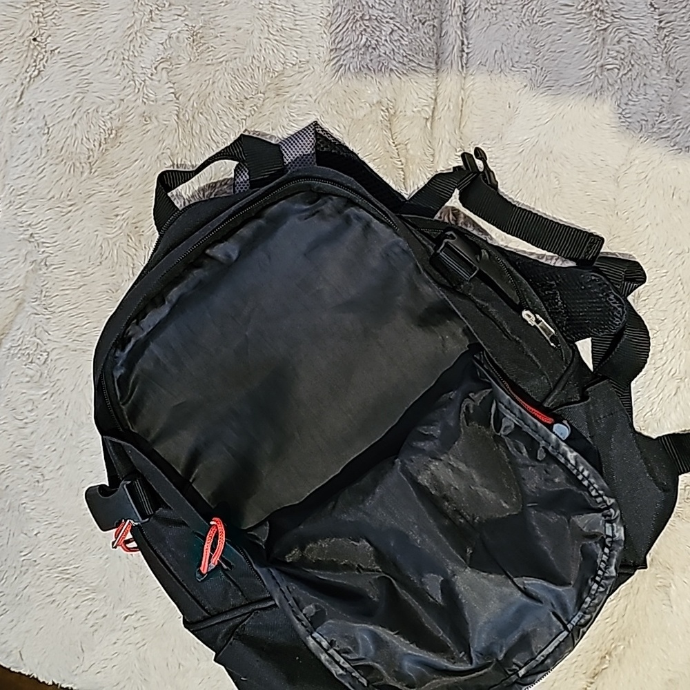 *NEW*Mini backpack - Picture 7 of 8